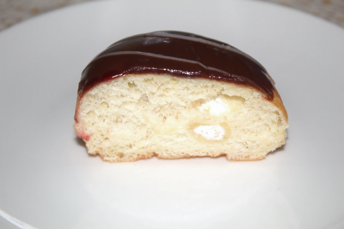 21 Best Krispy Kreme Donuts (2023)